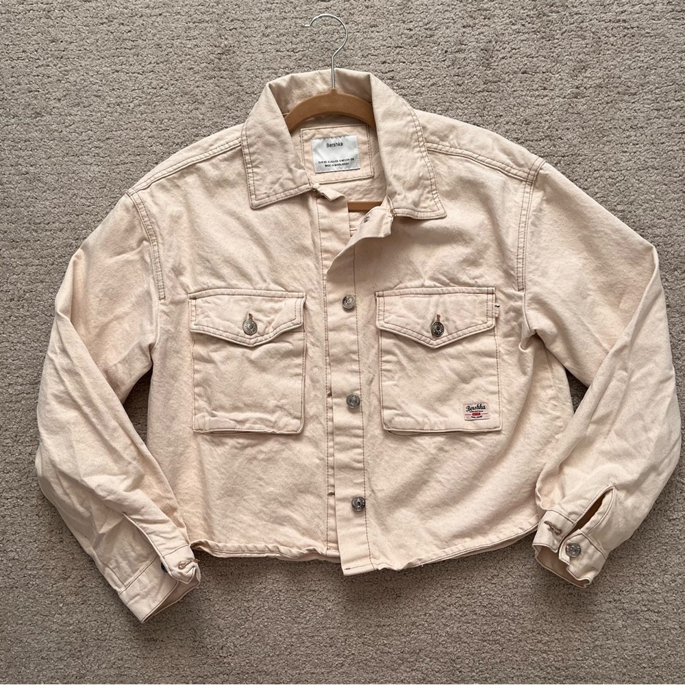 Bershka Front Utility Denim Cropped Oversized Jacket Small - Picture 2 of 2